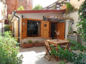 Colosseum Cottage
